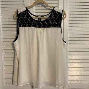 Sleeveless Elegant Blouse